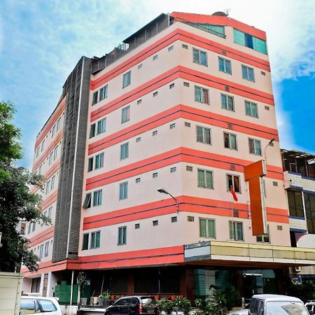 Plaza Hotel Harco Mangga Dua Jakarta Buitenkant foto
